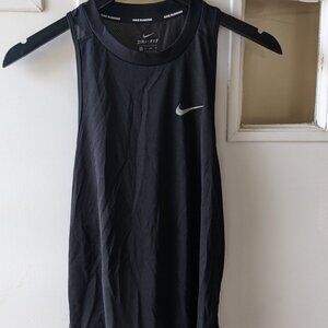Nike Dri-Fit Tank XS